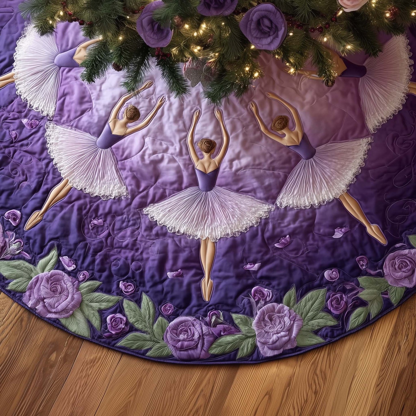 Winter Waltz Quilted Tree Skirt GFTOTG1372