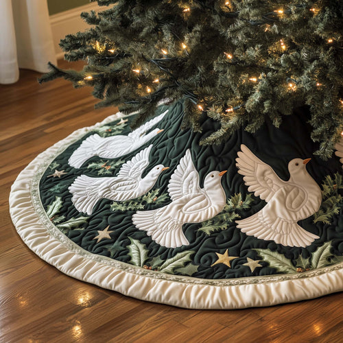 Snow Dove Quilted Tree Skirt GFTOTG1497