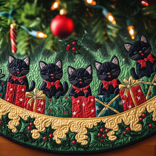 Black Cat Quilted Tree Skirt GFTOTG2018