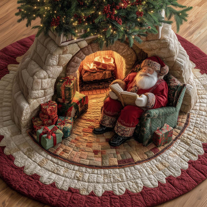 Reading Santa Quilted Tree Skirt GFTOTG2103