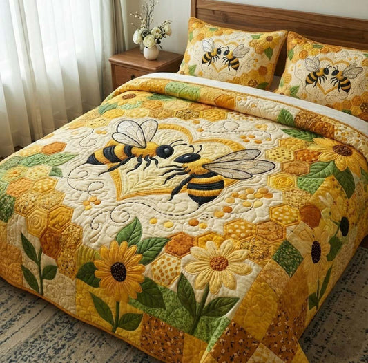 Forever Buzz 3-Piece Quilted Bedding Set GFTOTG2812