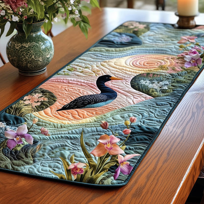 Loon Quilted Table Runner GFTOTL3089