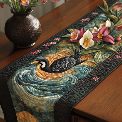 Loon Quilted Table Runner GFTOTL3095