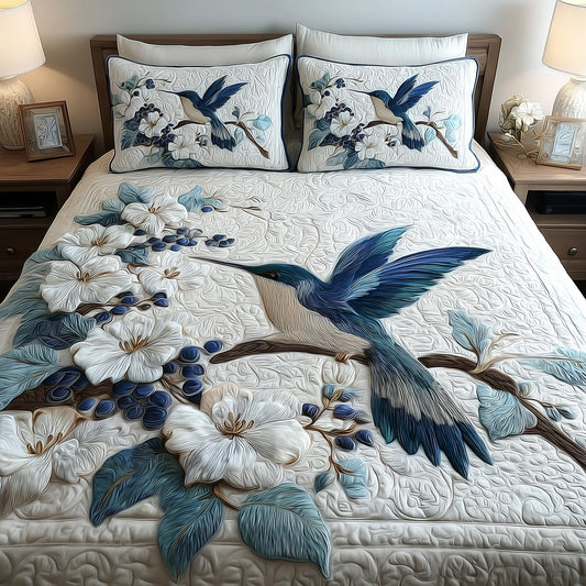 Winter Hummingbird Dancing 3-Piece Quilted Bedding Set GFTOTL3960