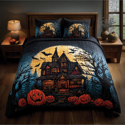 Haunted Cabin 3-Piece Quilted Bedding Set GFTOTL4607