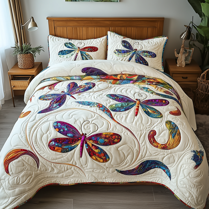 Elegance Dragonfly 3-Piece Quilted Bedding Set GFTOTL922