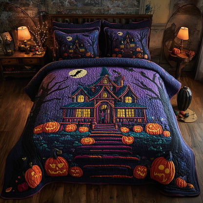 Midnight Manor 3-Piece Quilted Bedding Set GFTOTP11542