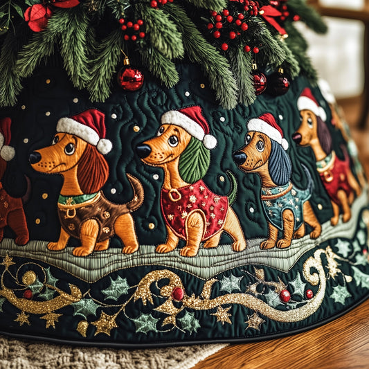 Dachshund Charm Quilted Tree Skirt GFTOTP12580