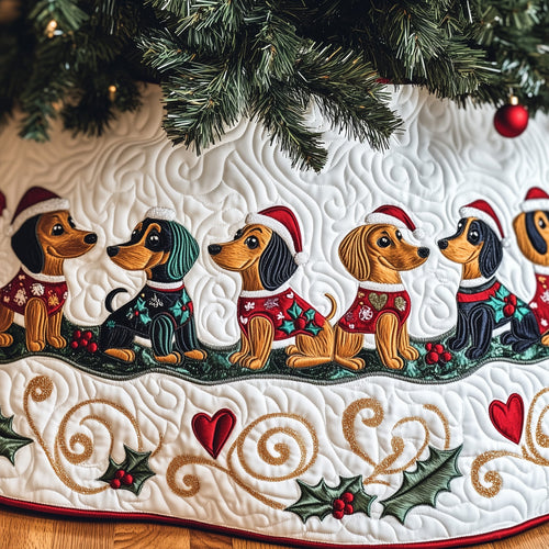 Dachshund Charm Quilted Tree Skirt GFTOTP12583