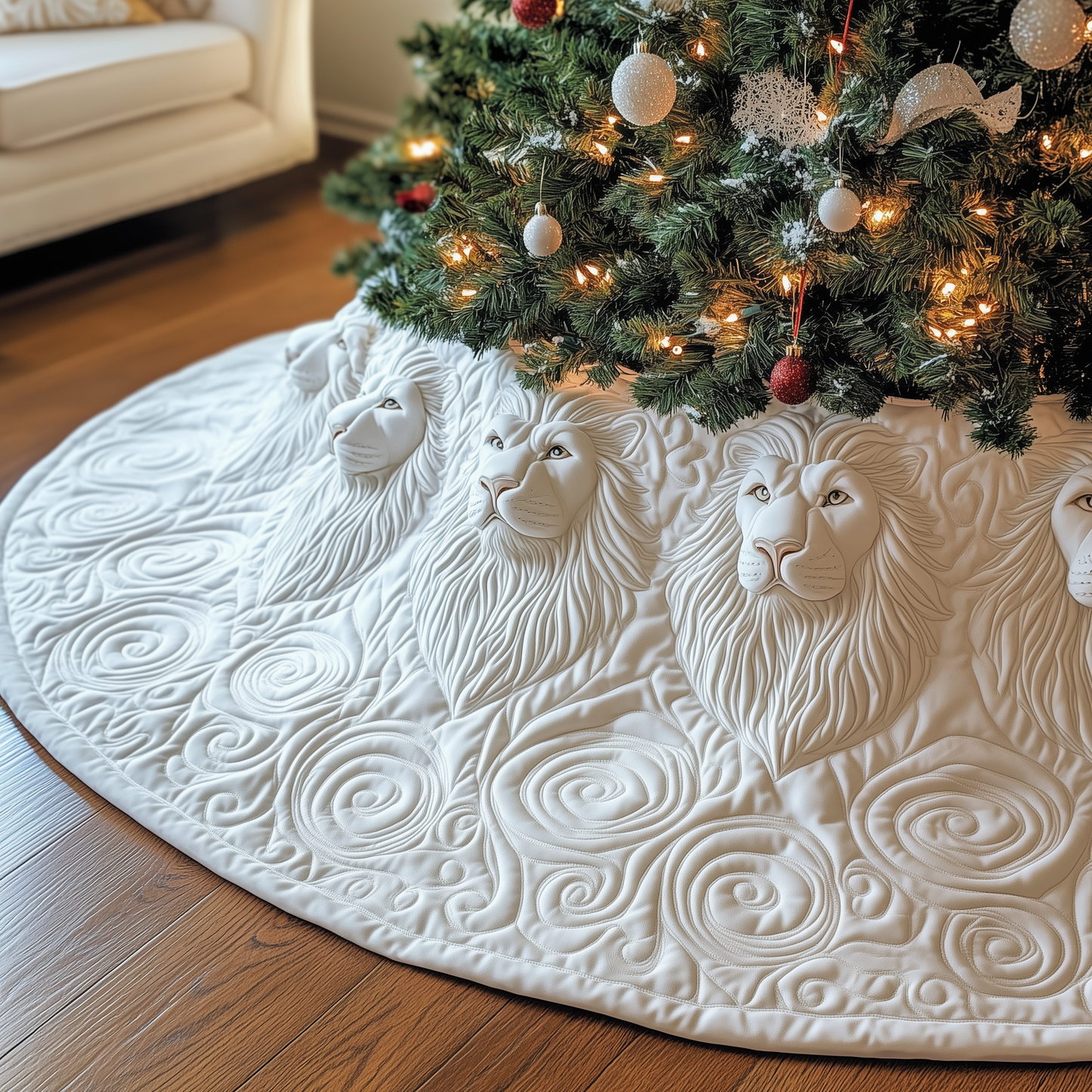 Majestic Lion Quilted Tree Skirt GFTOTP1308