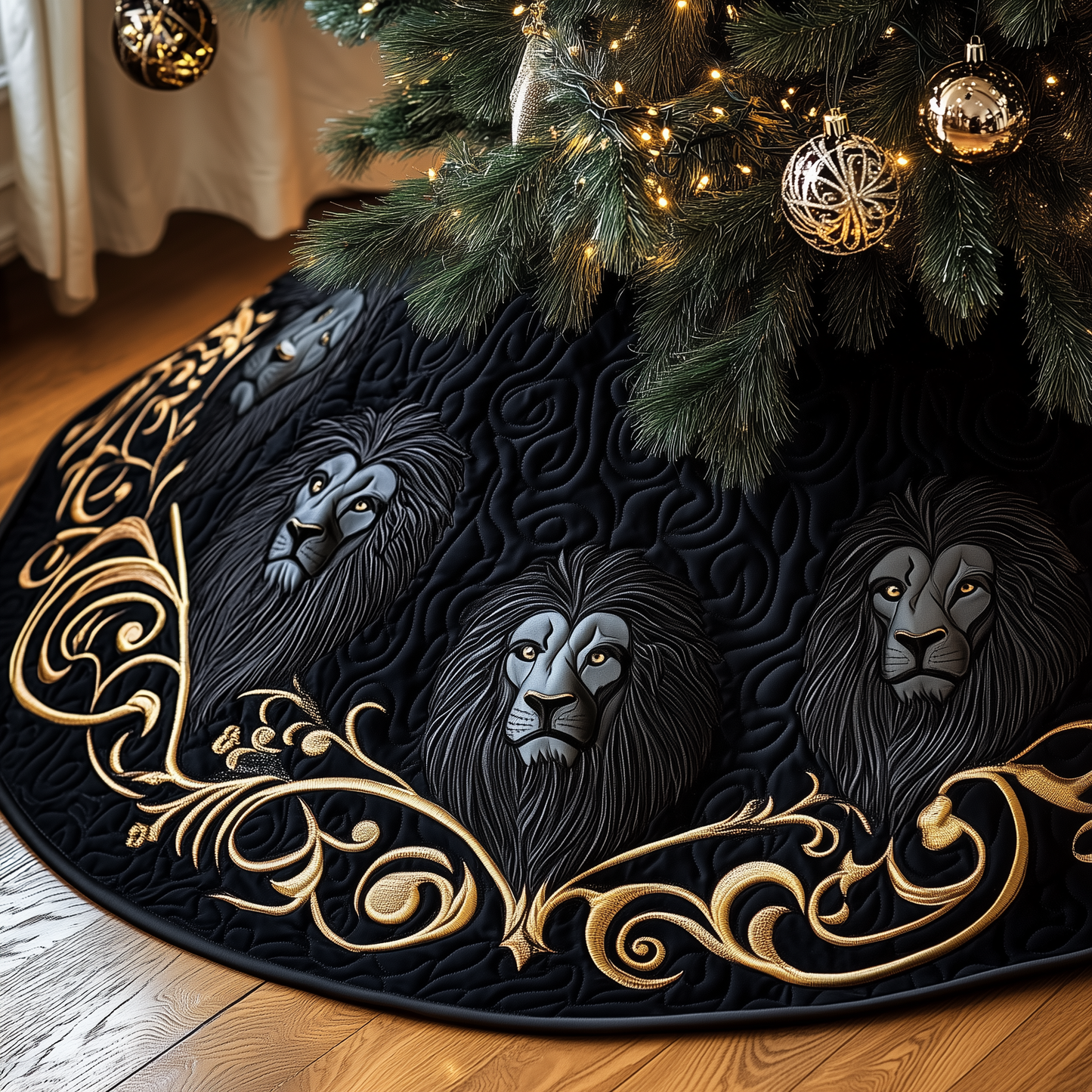 Majestic Lion Quilted Tree Skirt GFTOTP1314
