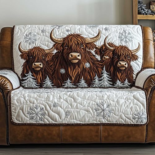 Yuletide Pasture Quilted Sofa Cover GFTOTP13982
