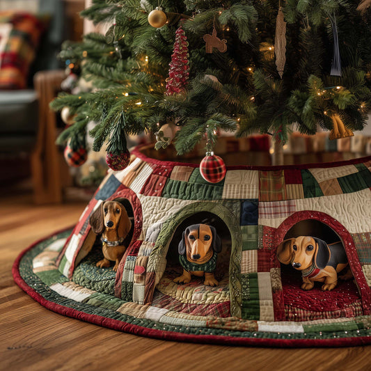 Jolly Dachshund Quilted Tree Skirt GFTOTP14976