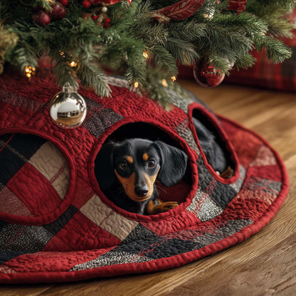 Jolly Dachshund Quilted Tree Skirt GFTOTP14981