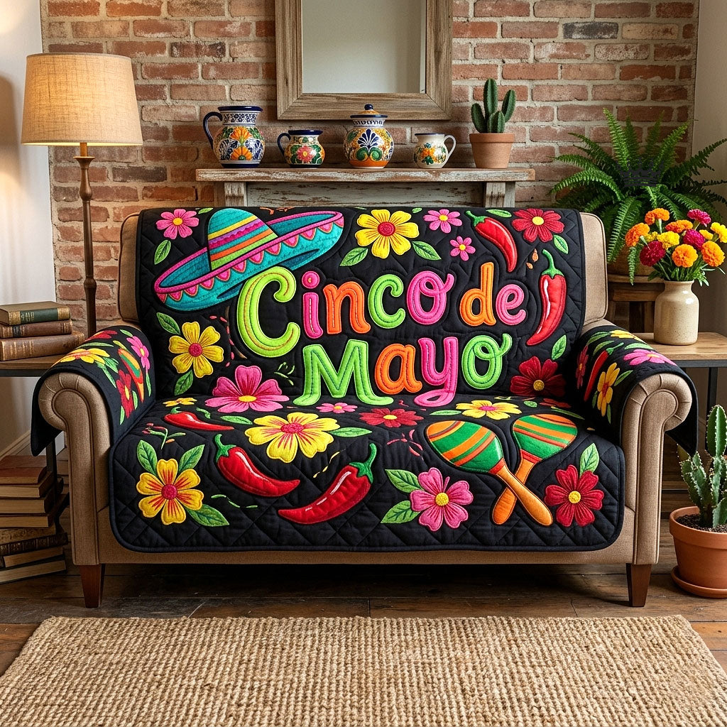 Viva Fiesta Quilted Sofa Cover GFTOTP18424
