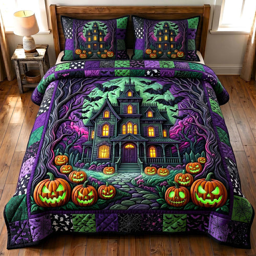 Haunted Manor 3-Piece Quilted Bedding Set GFTOTP19801