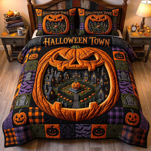 Wicked Village 3-Piece Quilted Bedding Set GFTOTP20411