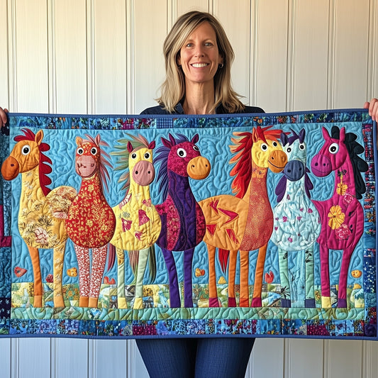 Silly Horse Quilted Table Runner GFTOTP6061