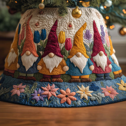Merry Gnome Quilted Tree Skirt GFTOYC1540