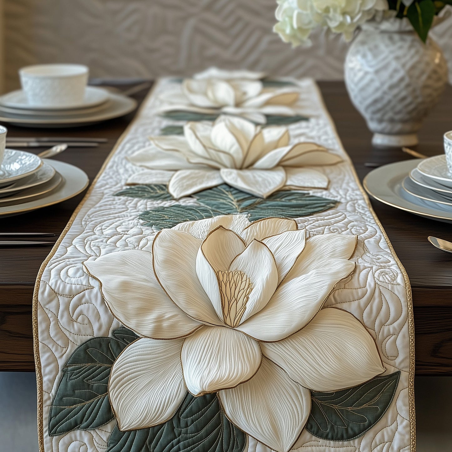 Magnolia Quilted Table Runner GFTOYC952
